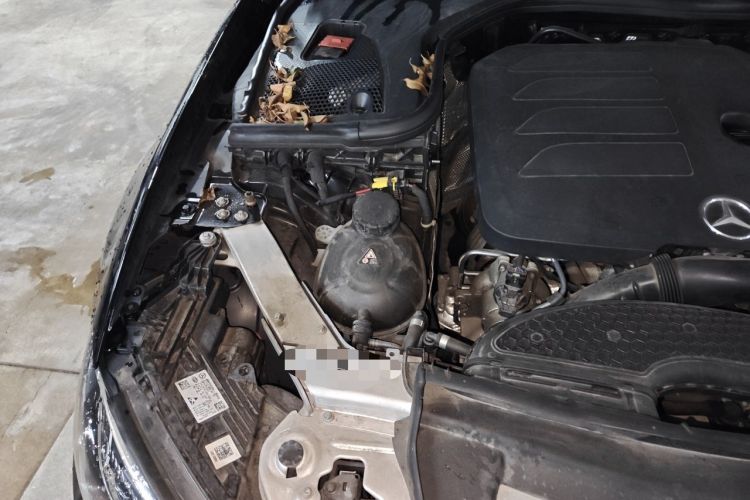 Used Mercedes-Benz E-Class 2022 Second Facelift E 260 L Engine Bay Right
