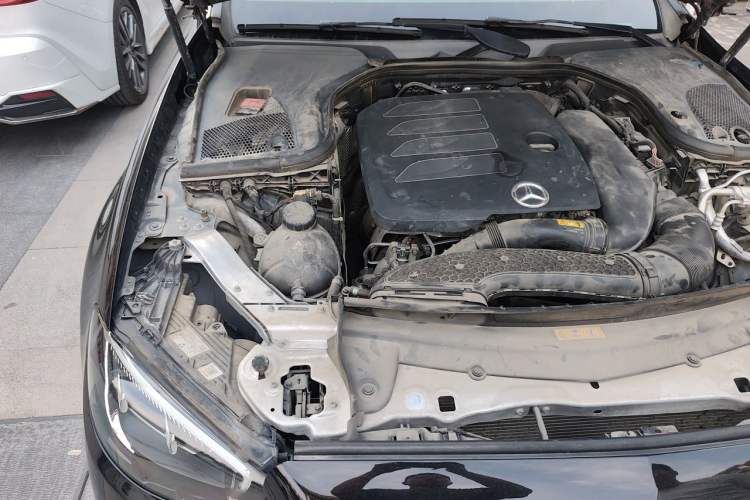Used Mercedes-Benz E-Class 2022 Updated E 300 L Stylish Edition Engine Bay Right