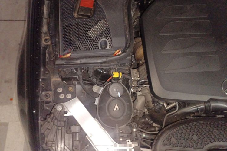 Used Mercedes-Benz E-Class 2022 Second Facelift E 260 L Sport Edition Engine Bay Right