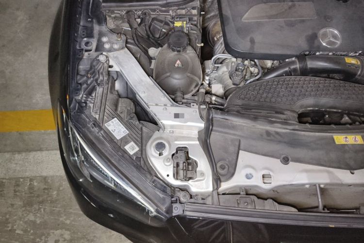Used Mercedes-Benz E-Class 2022 E 260 L Sport Edition Engine Bay Right