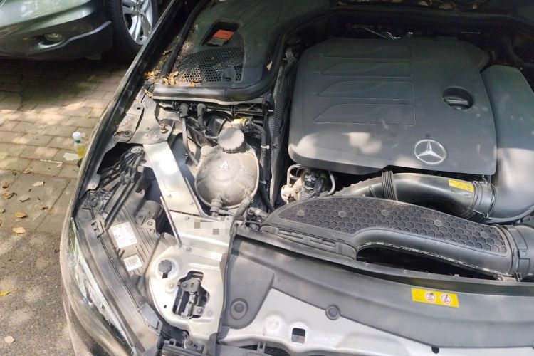 Used Mercedes-Benz E-Class 2022 E 260 L Sport Edition Engine Bay Right