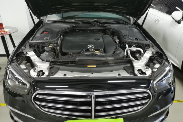 Used Mercedes-Benz E-Class 2022 Updated E 300 L Luxury Edition Engine Bay