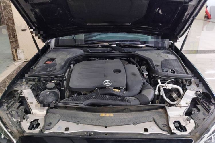 Used Mercedes-Benz E-Class 2022 Revised Version E 300 L Sport Luxury Edition Engine Bay