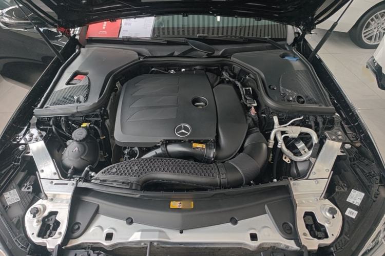 Used Mercedes-Benz E-Class 2022 Second Facelift E 300 L Fashion Edition Engine Bay