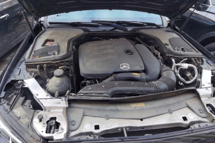 Used Mercedes-Benz E-Class 2022 Revised E 300 L Sport Luxury Edition Engine Bay