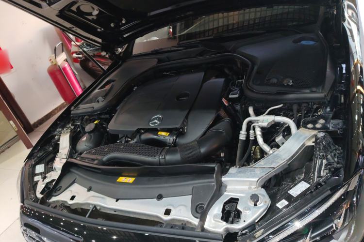 Used Mercedes-Benz E-Class 2022 Updated E 300 L Luxury Edition Engine Bay