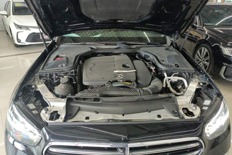 Used Mercedes-Benz E-Class 2022 Second Facelift E 300 L Fashion Edition Engine Bay