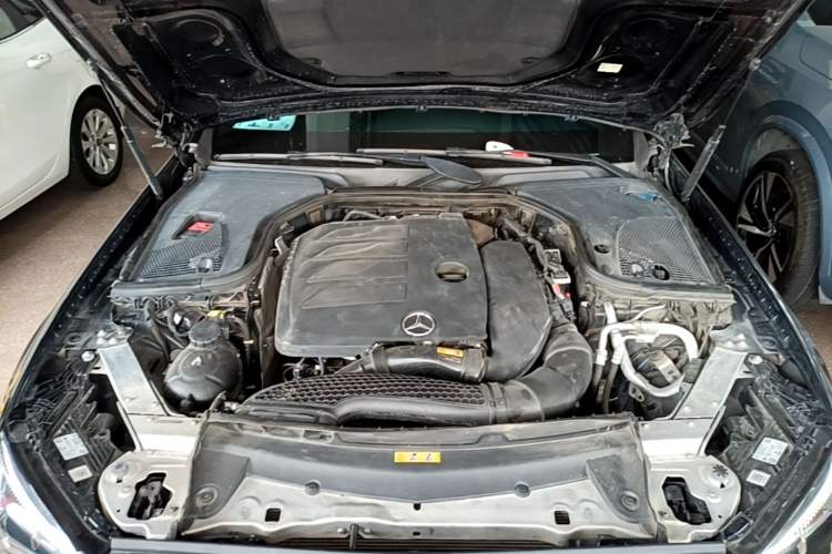 Used Mercedes-Benz E-Class 2022 Second Facelift E 300 L Sport Luxury Edition Engine Bay
