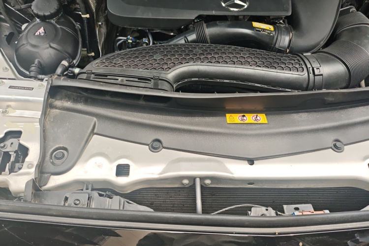 Used Mercedes-Benz E-Class 2022 Second Facelift E 300 L Fashion Edition Engine Bay