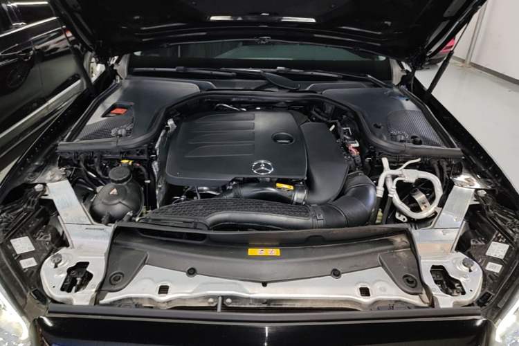 Used Mercedes-Benz E-Class 2022 Second Facelift E 260 L Engine Bay
