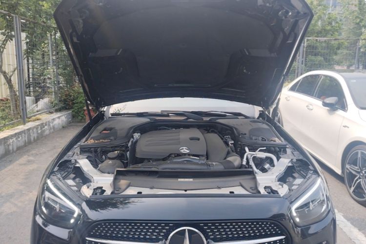Used Mercedes-Benz E-Class 2022 E 260 Stylish Sports Edition Engine Bay