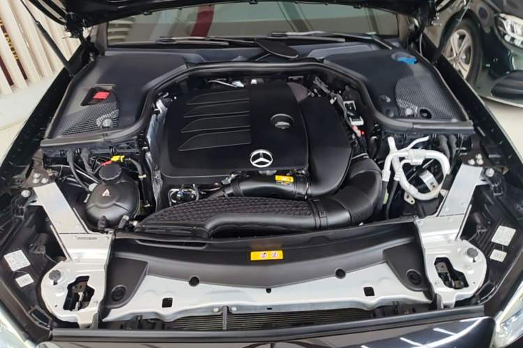 Used Mercedes-Benz E-Class 2022 Revised E 300 L Sport Luxury Edition Engine Bay