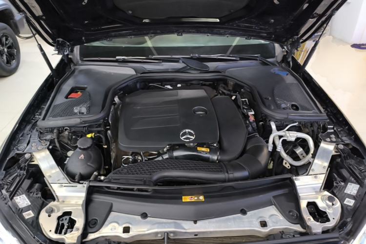 Used Mercedes-Benz E-Class 2022 Updated E 300 L Luxury Edition Engine Bay