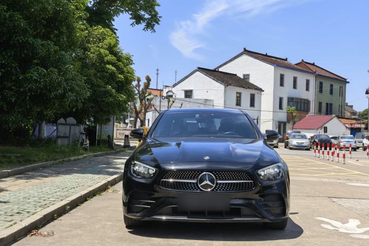 Used Mercedes-Benz E-Class 2022 E 260 Stylish Sports Edition Exterior 1