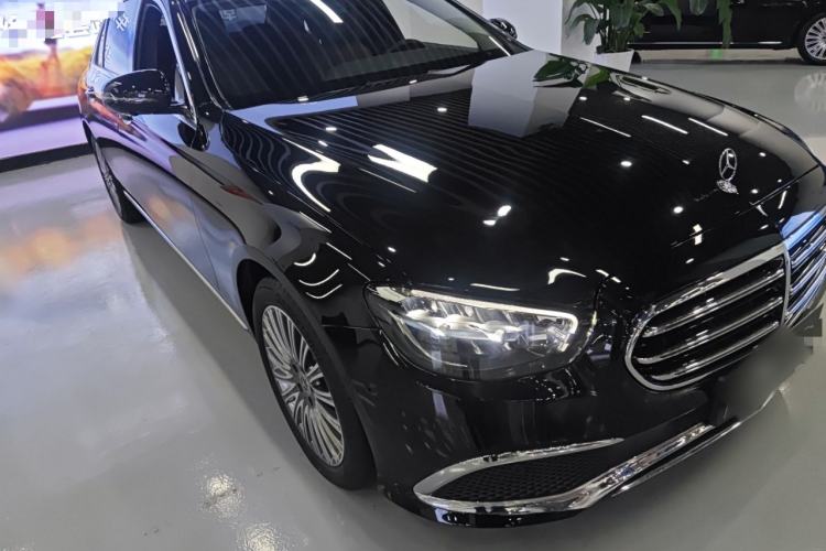 Used Mercedes-Benz E-Class 2022 Second Facelift E 300 L Luxury Edition Exterior 1