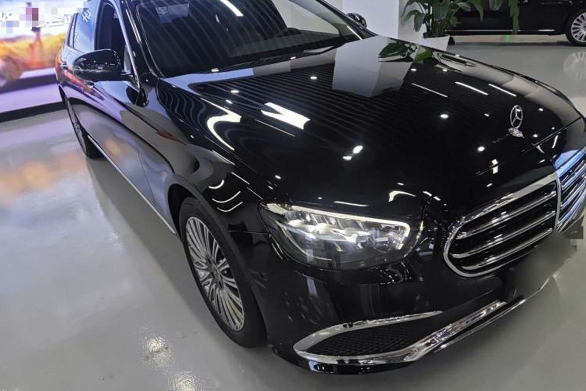 Used Mercedes-Benz E-Class 2022 Second Facelift E 300 L Luxury Edition Exterior 1