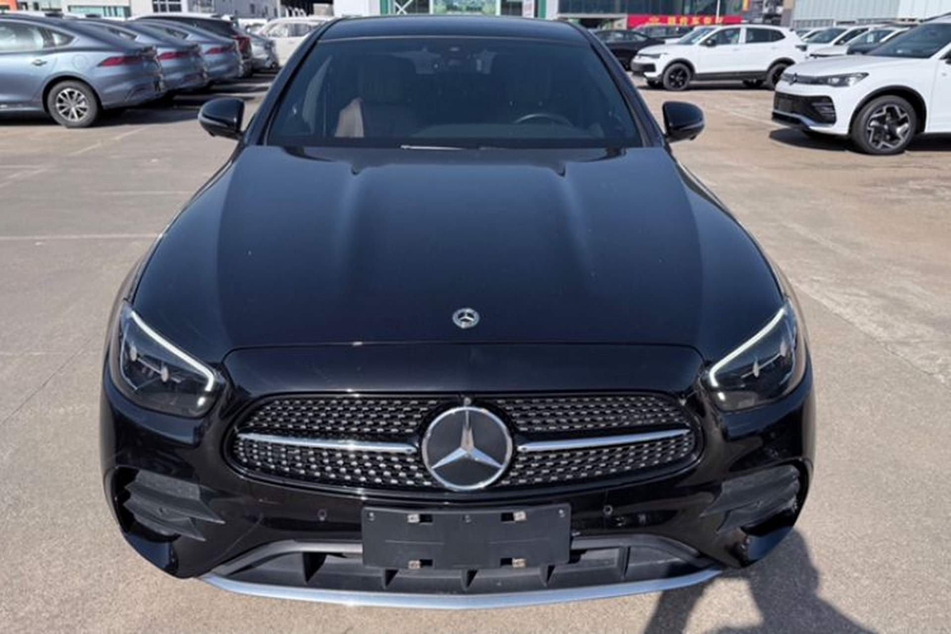 Used Mercedes-Benz E-Class 2022 E 300 L Sporty and Stylish Model Exterior 1