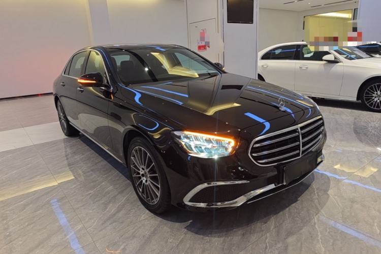Used Mercedes-Benz E-Class 2022 E 260 L Exterior 1