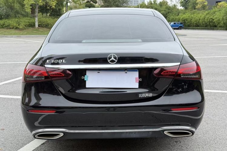 Used Mercedes-Benz E-Class 2022 Updated E 260 L Exterior 1