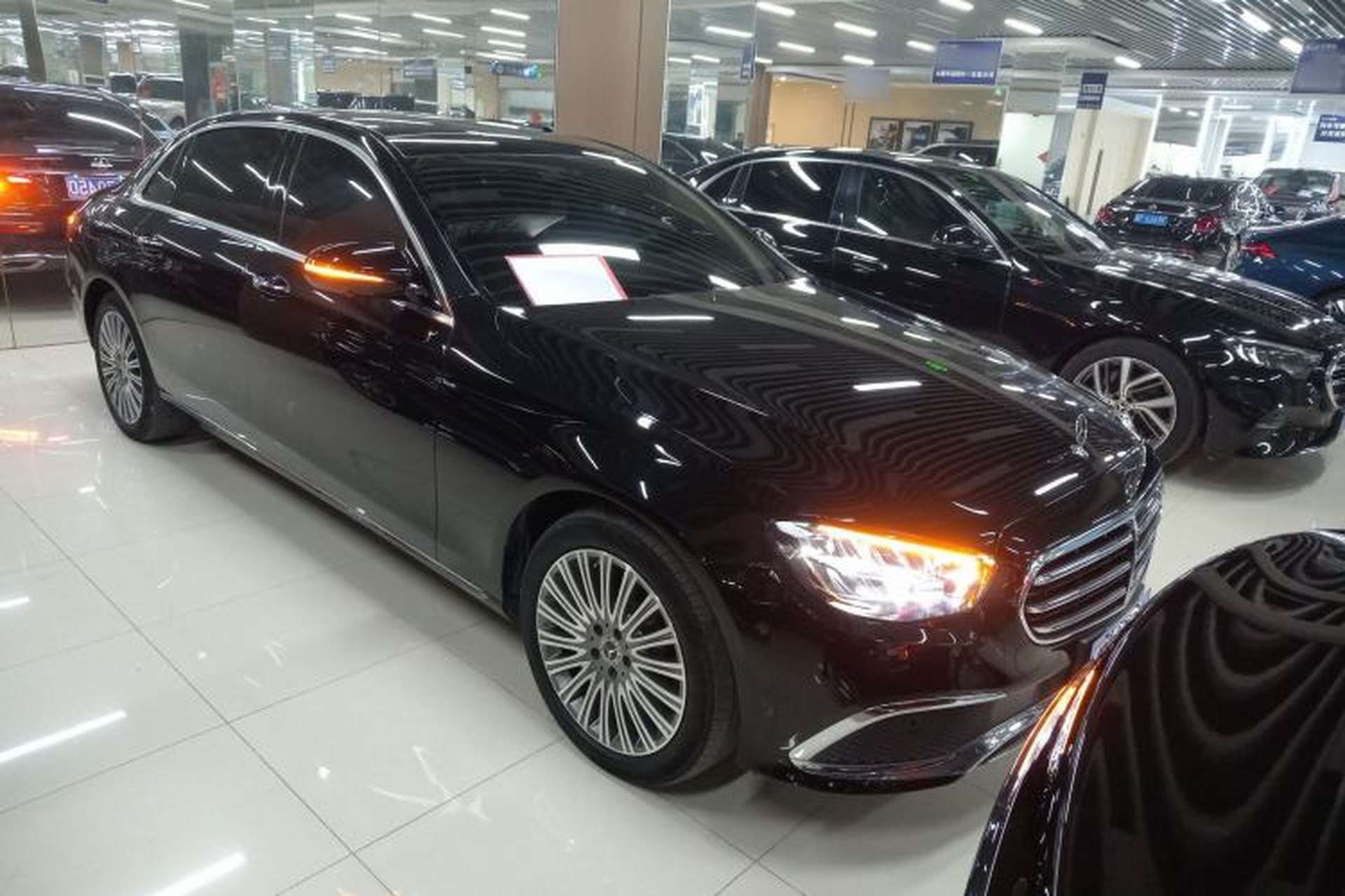 Used Mercedes-Benz E-Class 2022 Updated E 300 L Luxury Edition Exterior 1