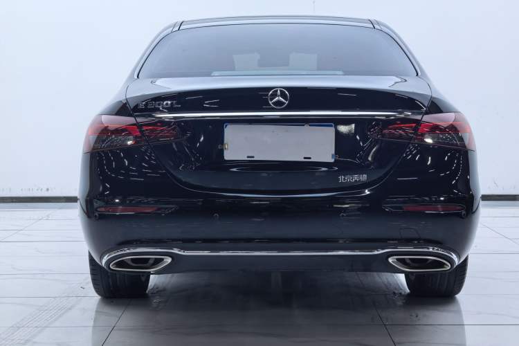 Used Mercedes-Benz E-Class 2022 Second Facelift E 300 L Fashion Edition Exterior 10