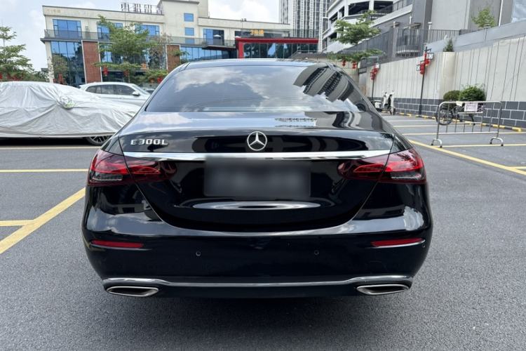 Used Mercedes-Benz E-Class 2022 E 260 L Exterior 11
