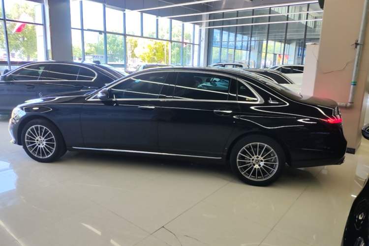 Used Mercedes-Benz E-Class 2022 Second Facelift E 260 L Exterior 2