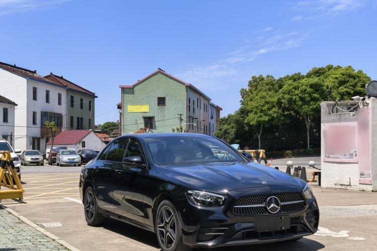 Used Mercedes-Benz E-Class 2022 E 260 Stylish Sports Edition Exterior 2