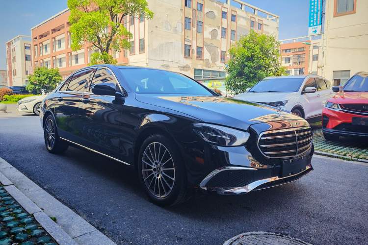 Used Mercedes-Benz E-Class 2022 E 260 L Exterior 2