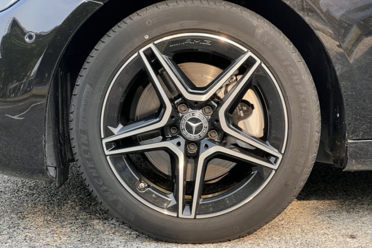 Used Mercedes-Benz E-Class 2022 E 260 Stylish Sports Edition Exterior 2