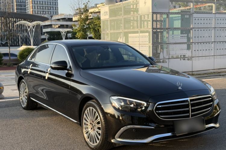 Used Mercedes-Benz E-Class 2022 Second Facelift E 300 L Fashion Edition Exterior 2