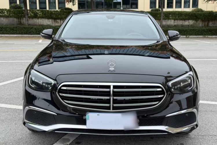 Used Mercedes-Benz E-Class 2022 Updated E 260 L Exterior 2