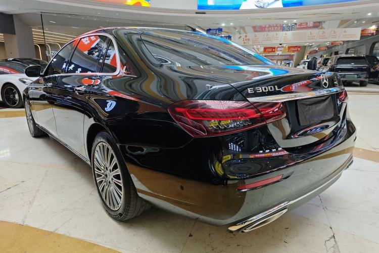 Used Mercedes-Benz E-Class 2022 Updated E 300 L Luxury Edition Exterior 2