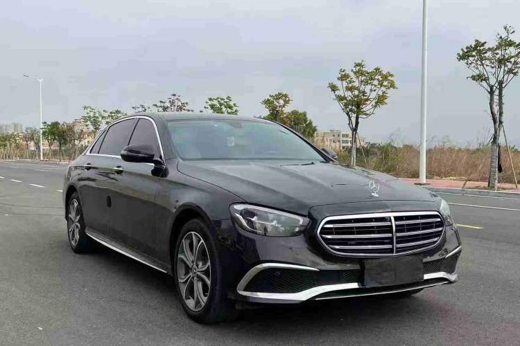 Used Mercedes-Benz E-Class 2022 Revised Version E 300 L Sporty and Stylish Edition Exterior 2