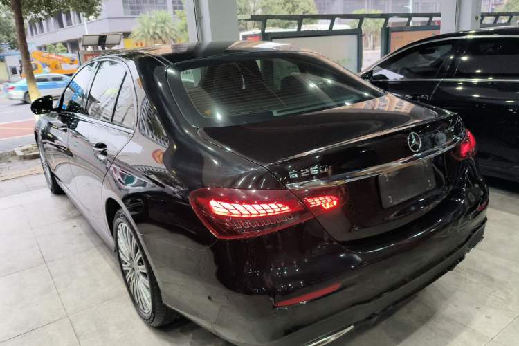Used Mercedes-Benz E-Class 2022 E 260 Stylish Sports Edition Exterior 2