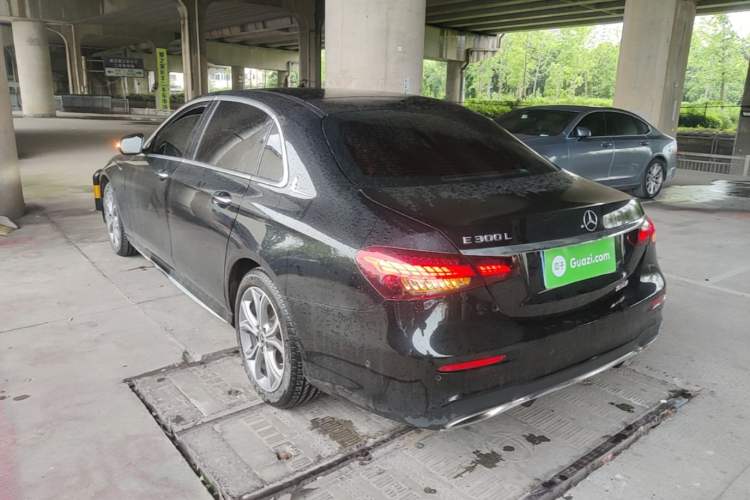Used Mercedes-Benz E-Class 2022 Second Facelift E 300 L Sport Luxury Edition Exterior 2