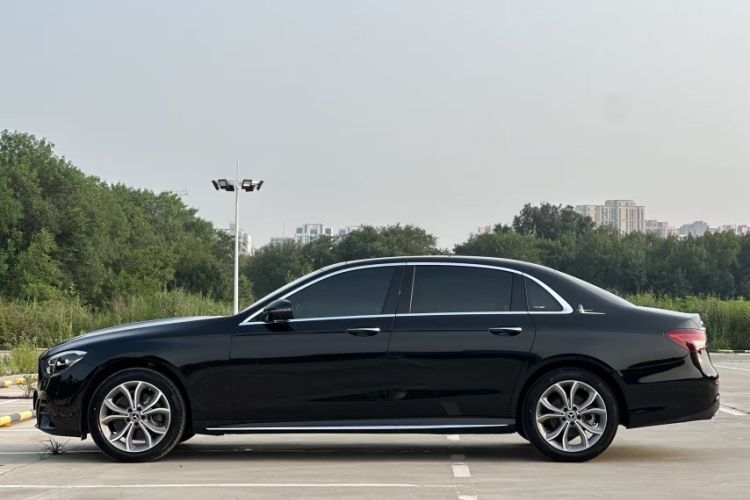 Used Mercedes-Benz E-Class 2022 Revised Version E 300 L Sport Luxury Edition Exterior 2