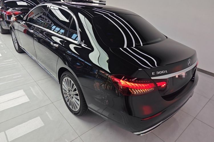 Used Mercedes-Benz E-Class 2022 Revised Version E 300 L Fashion Edition Exterior 2