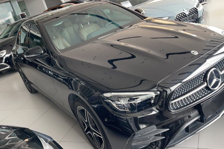 Used Mercedes-Benz E-Class 2022 E 300 Stylish Sports Edition Exterior 2