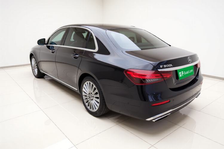 Used Mercedes-Benz E-Class 2022 Revised Version E 300 L Luxury Edition Exterior 3