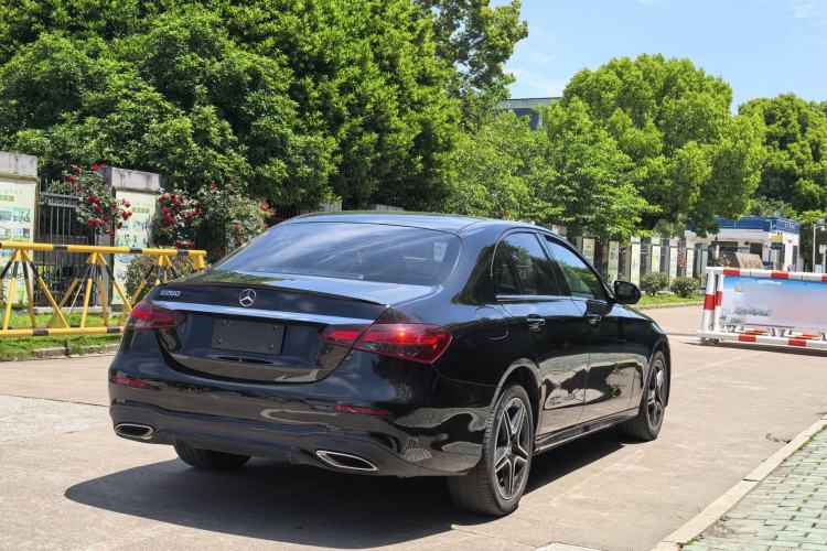 Used Mercedes-Benz E-Class 2022 E 260 Stylish Sports Edition Exterior 3