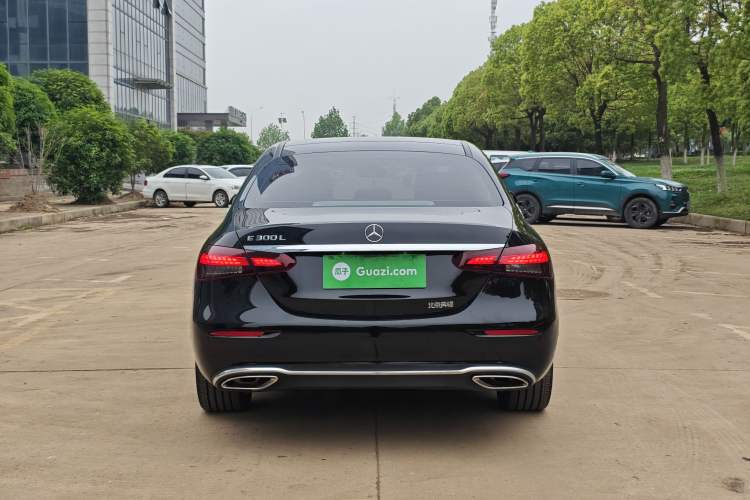 Used Mercedes-Benz E-Class 2022 Second Facelift E 300 L Fashion Edition Exterior 3