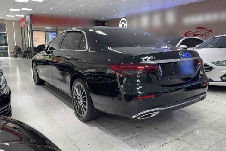 Used Mercedes-Benz E-Class 2022 Updated E 260 L Exterior 3