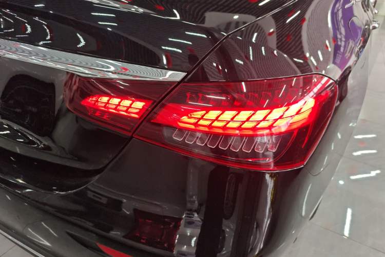Used Mercedes-Benz E-Class 2022 Revised Version E 300 L Fashion Edition Exterior 3