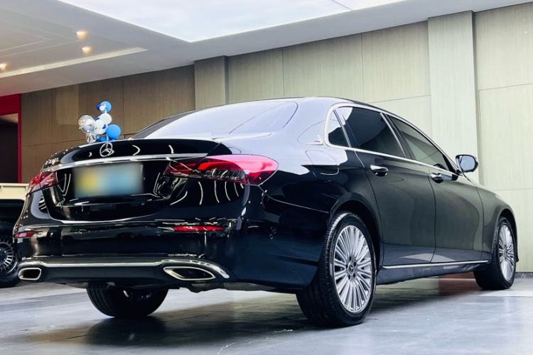 Used Mercedes-Benz E-Class 2022 Updated E 300 L Luxury Edition Exterior 3