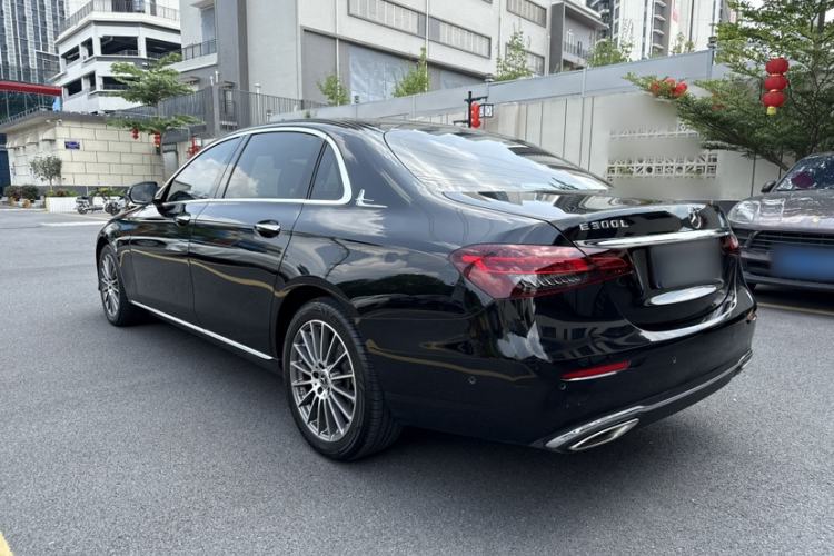 Used Mercedes-Benz E-Class 2022 E 260 L Exterior 3
