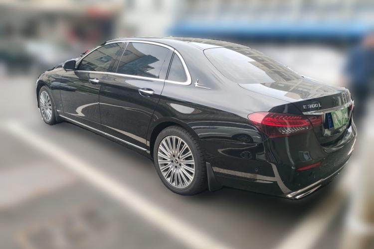 Used Mercedes-Benz E-Class 2022 E 300 L Luxury Model Exterior 3