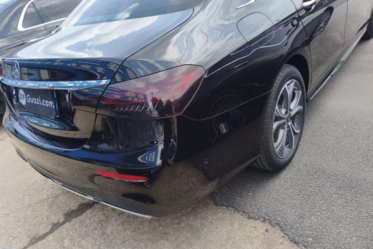 Used Mercedes-Benz E-Class 2022 Revised Version E 300 L Sporty and Stylish Edition Exterior 3