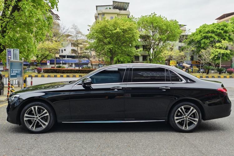 Used Mercedes-Benz E-Class 2022 Restyled E 260 L Sport Edition Exterior 3