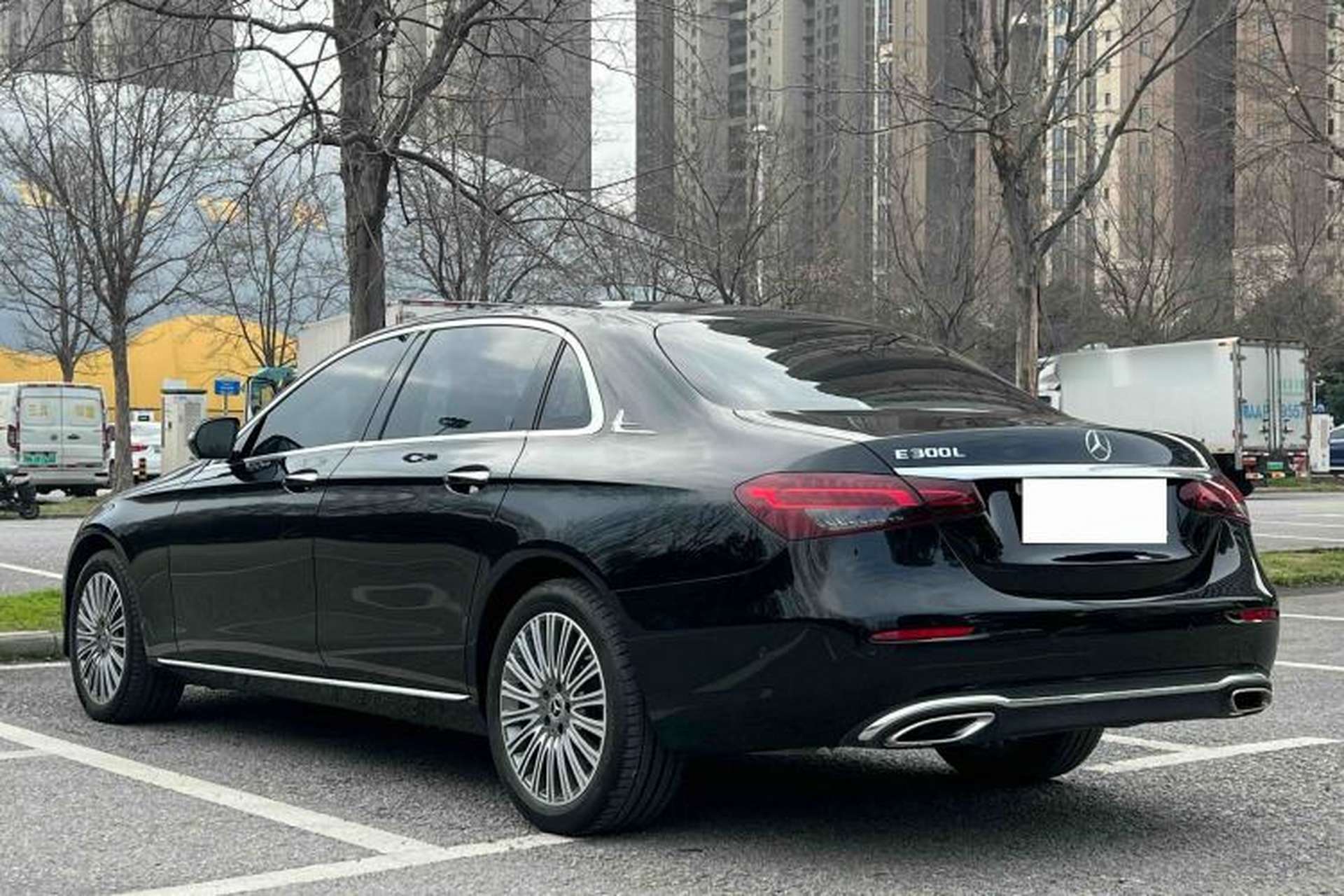 Used Mercedes-Benz E-Class 2022 E 300 L Stylish Model Exterior 3